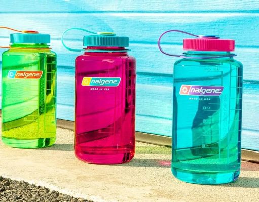 How do Nalgene water bottles reduce single-use plastic?