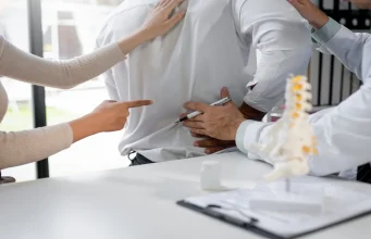 How to Compare Chiropractic Malpractice Insurance Providers