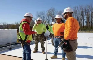 Guide for Choosing a Commercial Roofing Contractor Near You